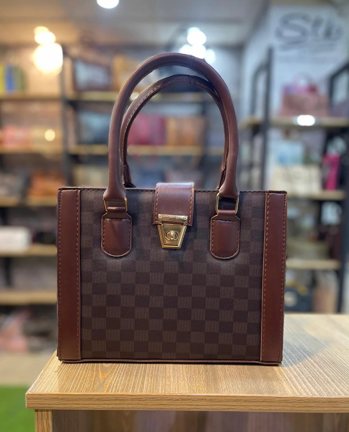 LUNA CARRY CHESS BOX