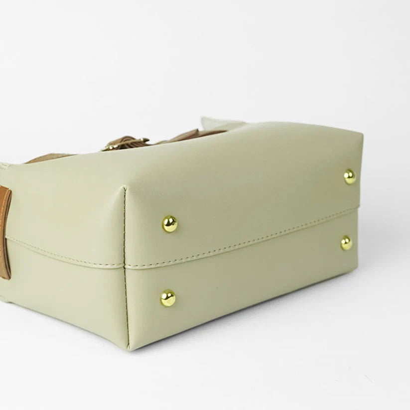 Savvy Luxe – 3-Piece Buckle Set (Beige)